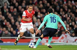 Theo Walcott (Arsenal) Sergio Busquets (Barcelona). Arsenal 2:1 Barcelona Theo Walcott (Arsenal) Sergio Busquets (Barcelona). Arsenal 2:1 Barcelona