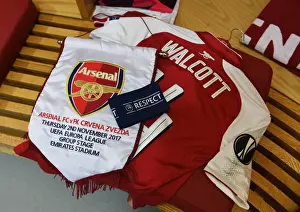 Theo Walcott Celebrates Europa League Victory with Arsenal Pennant (Arsenal vs Crvena Zvezda, 2017)