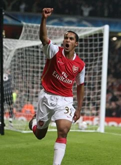Images Dated 24th October 2007: Theo Walcott celebrates scoring his 2nd goal, Arsenals 5th