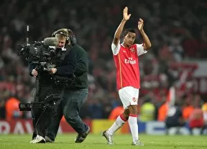 Arsenal v Slavia Prague 2007-08 Collection: Theo Walcott claps the fans at the end of the match
