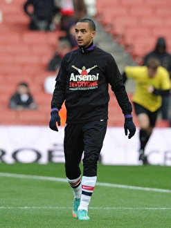 Theo Walcott Gears Up: Arsenal vs. Queens Park Rangers, Premier League 2012-13