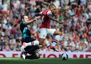 Arsenal V Sunderland 2012-13 Prints: Theo Walcott Outmaneuvers John O'Shea: Arsenal vs Sunderland, Premier League 2012-13