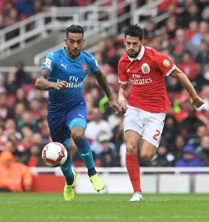 Arsenal V Benfica - Emirates Cup 2017-18 Prints: Theo Walcott Outmaneuvers Pizzi: Arsenal vs SL Benfica, Emirates Cup 2017-18