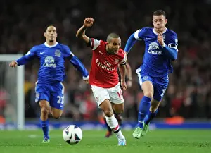 Arsenal V Everton 2012-13 Prints: Theo Walcott Outpaces Ross Barkley: Arsenal vs Everton, Premier League 2012-13