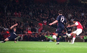 Arsenal v Slavia Prague 2007-08 Collection: Theo Walcott scores his 1st goal, Arsenals 3rd