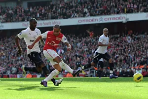 Theo Walcott Scores Double: Arsenal vs. Tottenham, Premier League 2011-12