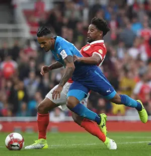 Theo Walcott vs Eliseu: Intense Battle at Arsenal v Benfica - Emirates Cup 2017-18