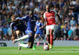 Chelsea V Arsenal 2015-16 Prints: Theo Walcott vs Kurt Zouma: A Football Battle at the Heart of the Chelsea vs Arsenal Rivalry (2015-16)