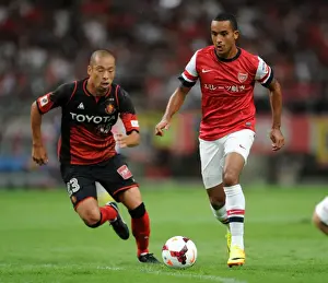 Theo Walcott vs. Yosuke Ishibitsu: Nagoya Grampus vs. Arsenal, 2013