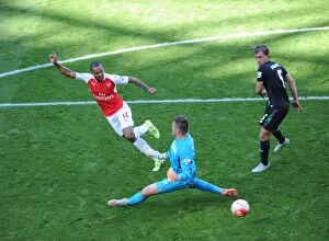 Arsenal v Stoke City 2015-16 Collection: Theo Walcott's Stunning Goal Past Jack Butland: Arsenal vs Stoke City, Premier League 2015-16