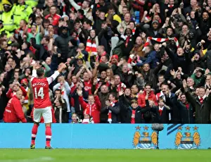 Theo Walcott's Thrilling Goal: Arsenal's Victory at Manchester City (Premier League 2013-14)
