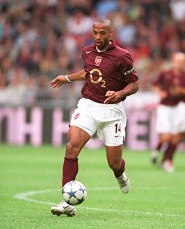 Images Dated 20th September 2005: Thierry Henry (Arsenal). Arsenal 2: 1 Porto. The Amsterdam Tournament