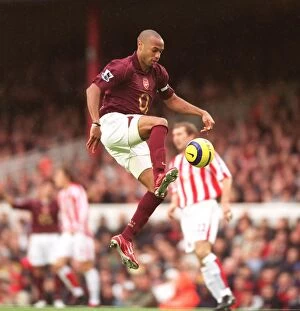 Arsenal v Sunderland 2005-6 Collection: Thierry Henry (Arsenal). Arsenal 3: 1 Sunderland. FA Premier League