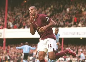 Images Dated 22nd October 2005: Thierry Henry (Arsenal) celebrates Arsenals goal. Arsenal 1: 0 Manchester City