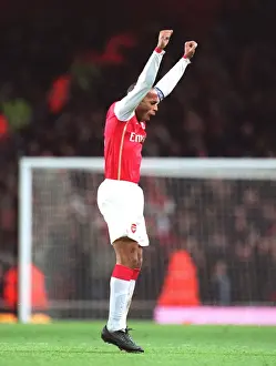 Thierry Henry (Arsenal) celebratesat the final whistle