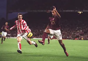 Thierry Henry (Arsenal) Dean Whitehead (Sunderland). Arsenal 3: 1 Sunderland