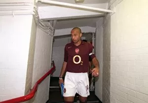 Arsenal v Sunderland 2005-6 Collection: Thierry Henry (Arsenal) walks down the players tunnell. Arsenal 3: 1 Sunderland