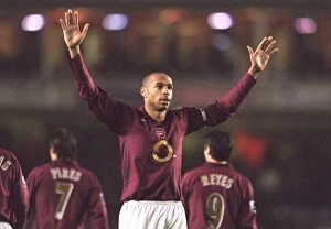 Images Dated 14th January 2006: Thierry Henry celebrates scoring his 4th goal Arsenals 6th