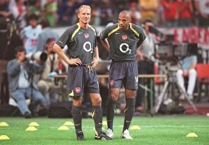 Images Dated 20th September 2005: Thierry Henry and Dennis Bergkamp (Arsenal). Ajax 0: 1 Arsenal