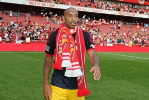 Arsenal V New York Red Bulls 2011-12 Prints: Thierry Henry at Emirates Stadium: Arsenal vs New York Red Bulls, Emirates Cup 2011