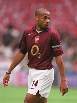Thierry Henry Arsenal Maroon Kit Thierry Henry Signed Maroon Shirt