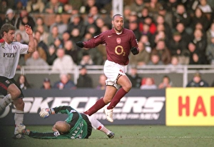 Thierry Henry scores Arsenals 3rd goal, his 2nd goal, past Tony Warner (Fulham)