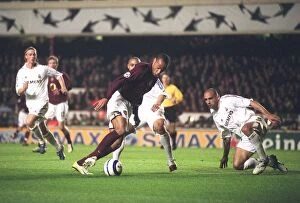 Images Dated 9th March 2006: Thierry Henry vs Raul: The Battle of Highbury - Arsenal vs Real Madrid, UEFA Champions League
