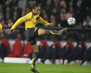 Thierry Henry's Champion Moment: Arsenal's 1:0 Win Over PSV Eindhoven, UEFA Champions League, 2007