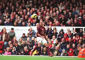 Thierry Henry's Hat-Trick: Arsenal's Glorious 3-1 Victory over Sunderland at Highbury, FA Premier League, London, 2005