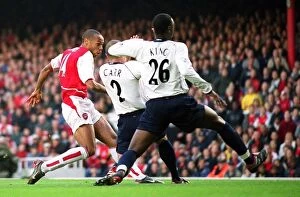 Images Dated 10th January 2011: Thierry Henry's Iconic Goal: Arsenal's 3-0 Victory Over Tottenham, Highbury 2002