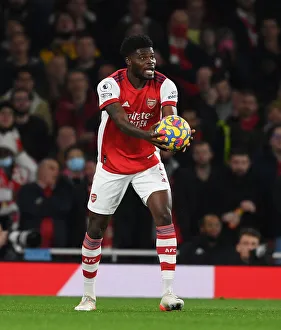 Thomas Partey in Action: Arsenal vs. West Ham United, Premier League 2021-22