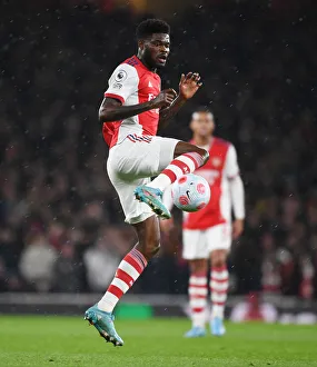 Thomas Partey in Action: Arsenal vs. Liverpool, Premier League 2021-22