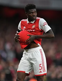 Thomas Partey in Action: Arsenal vs. Brentford, Premier League 2022-23