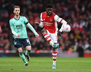 Arsenal V Leicester City 2021-22 Prints: Thomas Partey in Action: Arsenal vs Leicester City, Premier League 2021-22
