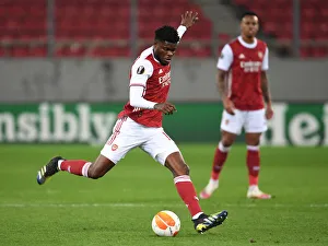 Arsenal V SL Benfica 2020-21 Prints: Thomas Partey in Action: Arsenal vs SL Benfica