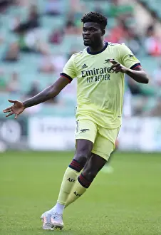 Thomas Partey: Arsenal's Midfield Maestro Dazzles in Pre-Season Victory over Hibernian