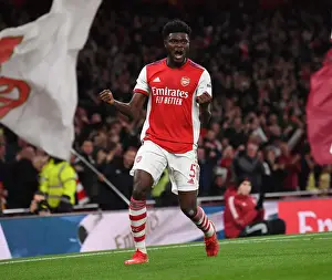 Thomas Partey Scores the Winner: Arsenal Edge Past Aston Villa in Premier League 2021-22