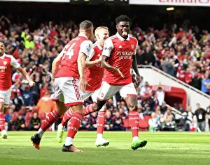 Thomas Partey Scores the Winner: Arsenal FC Triumphs Over Tottenham Hotspur in the 2022-23 Premier League Clash