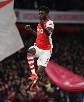 Thomas Partey Scores the Winning Goal: Arsenal's Triumph over Aston Villa in the Premier League 2021-22