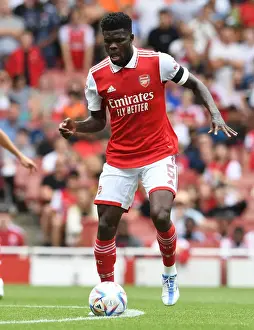 Thomas Partey Shines: Arsenal's Dominant Display Against Sevilla in Emirates Cup