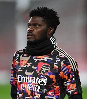 Thomas Partey's Focused Pre-Match Routine: Arsenal vs Manchester United at Empty Emirates Stadium (Premier League 2020-21)
