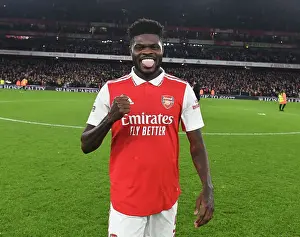 Thomas Partey's Triumphant Moment: Arsenal's Euphoric Victory Over Manchester United (2022-23)