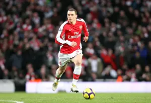 Arsenal V Manchester United 2009-10 Prints: Thomas Vermaelen (Arsenal). Arsenal 1: 3 Manchester United. Barclays Premier League