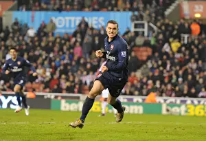 Thomas Vermaelen celebrates scoring the 3rd Arsenal goal. Stoke City 1: 3 Arsenal