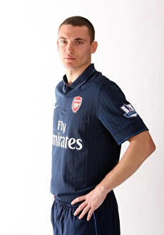 Thomas Vermaelen Prints: Thomas Vermaelen Joins Arsenal at Emirates Stadium, June 2009