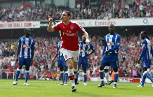 Thomas Vermaelen's First Goal: Arsenal Crushes Wigan Athletic 4-0