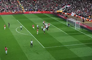 Thrilling 1-1 Draw: Arsenal vs Manchester United in the Barclays Premier League at Emirates Stadium, April 2013