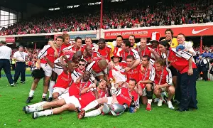 Thrilling 4-3 Arsenal Victory: FA Premiership Showdown Against Everton at Highbury, May 2002