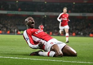 Arsenal v Hull City FA Cup Collection: Thrilling FA Cup Moment: Gallas's Game-Changing Goal for Arsenal (2-1) vs. Hull City