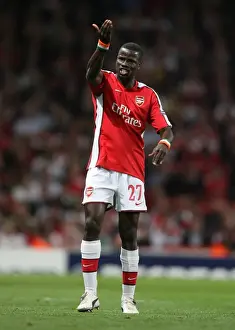 Thrilling Goal: Eboue Scores the Difference for Arsenal against Olympiacos in 2009 Champions League